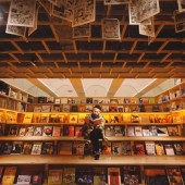 Book and Bed Tokyo: Chìm vào giấc ngủ giữa hàng ngàn cuốn sách