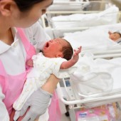 Số ca sinh của Nhật thấp kỷ lục trong năm 2022