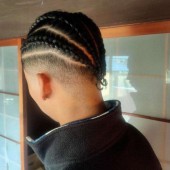 Nam sinh không được tham dự lễ tốt nghiệp vì để tóc “cornrow"