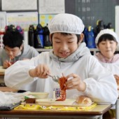 Một ngày ở trường của học sinh tiểu học Nhật Bản