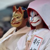 Mưa bóng mây và truyền thuyết về đám cưới bí ẩn của loài cáo