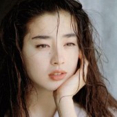 Rie Miyazawa: Ngọc nữ Nhật Bản tỏa sáng từ nghịch cảnh 