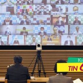 Các thống đốc Nhật Bản thảo luận về hồi sinh kinh tế