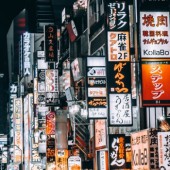Shinjuku về đêm: Khung cảnh không thể bỏ qua ở Tokyo