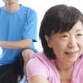 Sống khoẻ tuổi già: Ưu tiên chăm sóc xương khớp, tim mạch