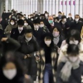 Nhật Bản xem xét gia hạn tuyên bố khẩn cấp ở 10 tỉnh