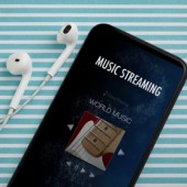 Xu hướng chuyển dần từ CD sang nhạc số tại Nhật Bản