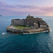 Hashima: Hòn đảo hoang tàn từng là một trong những nơi đông dân nhất thế giới