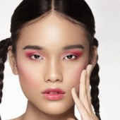 Tips makeup rạng rỡ cho mắt nhỏ, da ngăm 