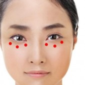 Hết bọng mắt, vết chân chim nhờ phương pháp massage Shiatsu