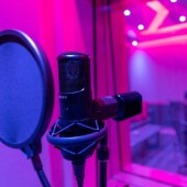 Chiếc mic Justin Bieber sử dụng được tạo ra bởi những người khuyết tật Nhật Bản