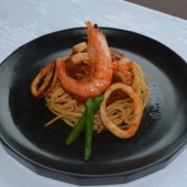 Hãng hàng không Nhật Bản phục vụ thực đơn từ bột dế