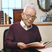 Nhà khoa học người Mỹ gốc Nhật nhận giải Nobel Vật lý 2021