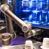 Ella: Robot Barista sắp ra mắt tại ga JR Tokyo và Yokohama