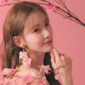 Sakura Miyawaki - “bé Đào” với sự nghiệp nở rộ