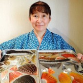 Bà chủ quán Sushi thổi hồn vào những chiếc vây cá