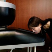 Nhật Bản phát minh ra màn hình TV nếm được mùi vị