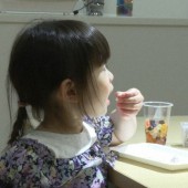 Nhật Bản cấm bán đồ chơi siêu nhỏ vì gây hại đến trẻ em