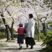 Vì sao Nhật Bản lại nhập học vào tháng 4?