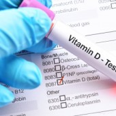 Vitamin D có thể làm giảm nguy cơ mắc COVID-19?