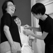 Nhiếp ảnh gia lan tỏa niềm hạnh phúc của những đứa trẻ khuyết tật