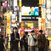 Số ca lây nhiễm COVID-19 giảm mạnh tại Nhật, sự thần kỳ khó lý giải