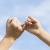 Lịch sử rùng rợn phía sau lời hứa ngoắc ngón tay Yubikiri Genman