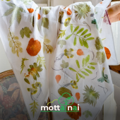 In hoa lá lên vải với phương pháp nhuộm Tataki-zome