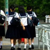 Thời gian đi lại hằng ngày có liên quan đến chứng trầm cảm ở học sinh trung học