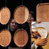 Nghệ thuật khắc gỗ chứa đựng linh hồn của người Ainu