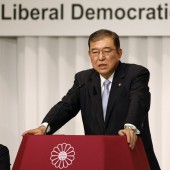 Cựu Bộ trưởng Quốc phòng Shigeru Ishiba sẽ kế nhiệm Thủ tướng Kishida