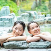 Hadaka no Tsukiai - "da chạm" để không "va chạm"