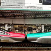 "Nụ hôn" Shinkansen thu hút khách du lịch