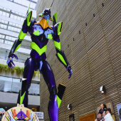 Ra mắt tượng Evangelion khổng lồ cao 6 mét tại tòa thị chính Hamamatsu