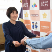 Nhân viên ngân hàng Nhật đã ngăn chặn một vụ lừa đảo tiền bạc