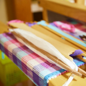 Nghệ thuật tái sinh vải vụn với kỹ thuật dệt Sakiori