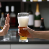 Lối sống không cồn của giới trẻ Nhật