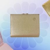 Những chiếc ví của Cung điện Hoàng gia đang gây sốt tại Nhật Bản